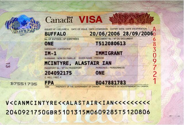 如何延长在加拿大的临时居民签证？